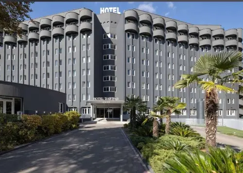 Hotel Da Vinci Extérieur Photos