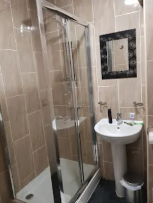 Trivelles Mayfair,Stockport Rooms Photos