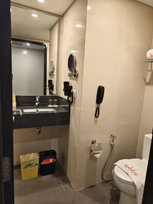 Savoy Hotel Manila Camere Photos