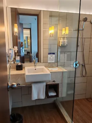 Holiday Inn Express Jakarta Pluit Citygate Kamar Photos