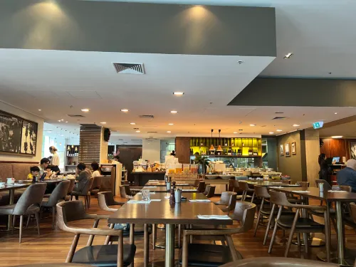 Melbourne Marriott Hotel Restauration Photos