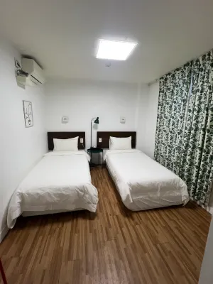Ekonomy Haeundae Hostel Zimmer Photos