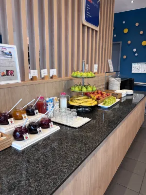 Holiday Inn Express Dusseldorf - City North Ristorazione Photos