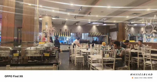 Royal Palm Hotel & Conference Center Cengkareng Photos