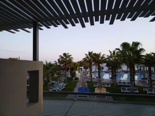 Lyttos Beach Рядом с отелем Photos