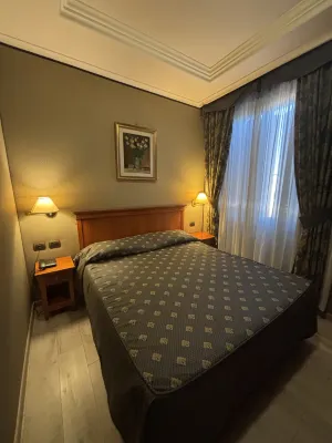 Hotel Rimini - Roma Camere Photos