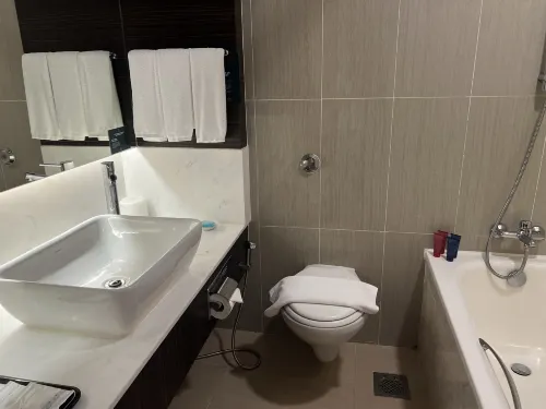 Village Hotel Bugis by Far East Hospitality Kamar Photos