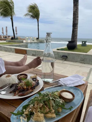 The Seminyak Beach Resort & Spa Ruokailu Photos
