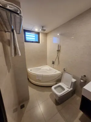 Yarra Ocean Suites Danang Rooms Photos