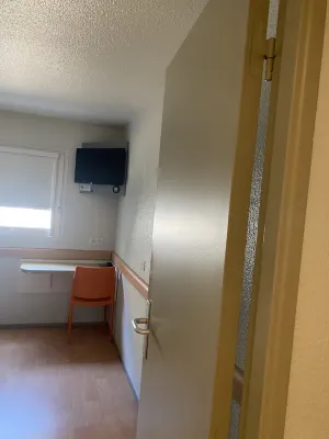 Ibis Budget Paris Porte de Bercy Zimmer Photos