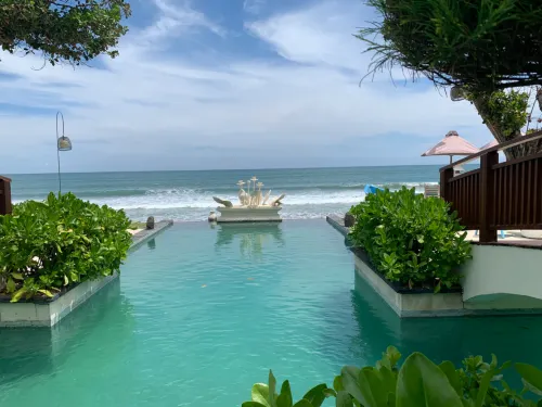 The Seminyak Beach Resort & Spa Hotellin lähellä Photos