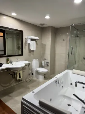 Royal Suite Hotel Bangkok Zimmer Photos