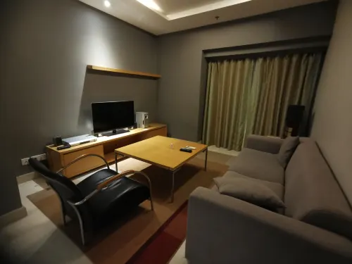 Somerset Berlian Jakarta Kamar Photos