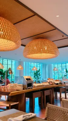 Amara Sanctuary Resort Sentosa Restauration Photos