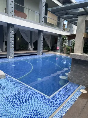엘로이사 로열 스위트 휴식 & 레저 Photos