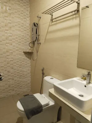 1 Million Hotel Camere Photos