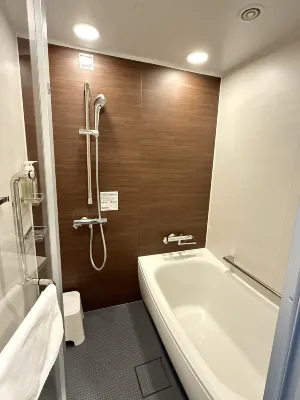 karaksa hotel grande Shin-Osaka Tower Kamar Photos