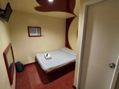 Astrotel Calamba Phòng Photos
