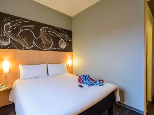 Ibis Milano Centro Rooms Photos