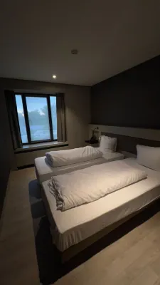 Castelnou Aparthotel Camere Photos