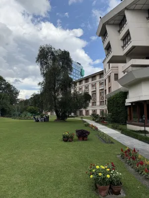 Hotel Yak & Yeti Dekat Hotel Photos