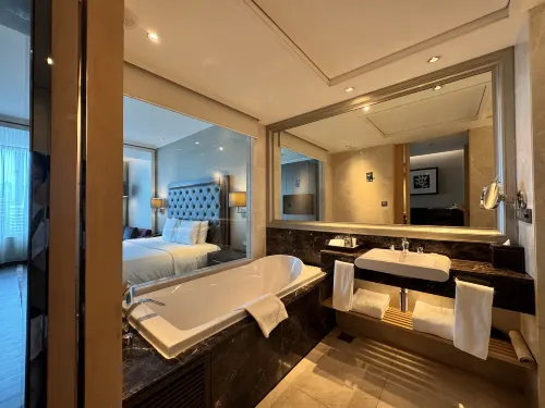 Radisson Blu Plaza Bangkok Rooms Photos