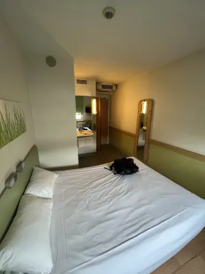 ibis budget Warszawa West Station Chambres Photos