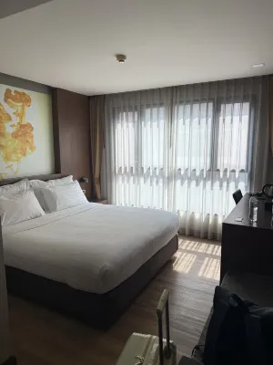 41 Suite Bangkok Zimmer Photos
