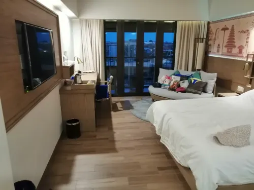 Eastin Ashta Resort Canggu Bali Kamar Photos