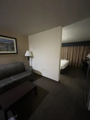 Days Inn & Suites by Wyndham Page Lake Powell Rooms Photos
