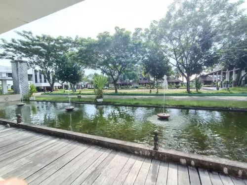 Mesra Business & Resort Hotel À proximité de l'hôtel Photos