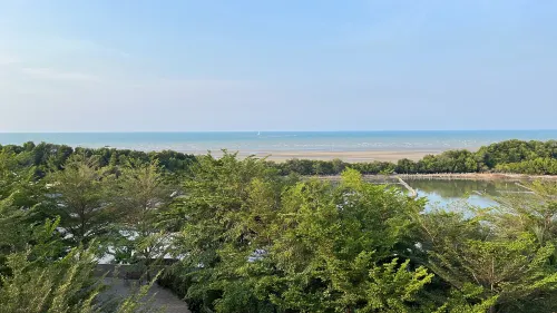 Pollos Hotel & Gallery Rembang Dekat Hotel Photos