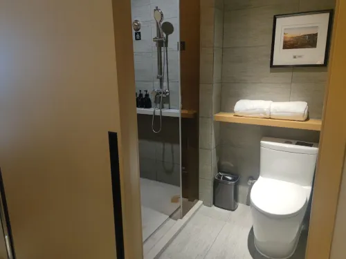 Atour Hotel Rooms Photos