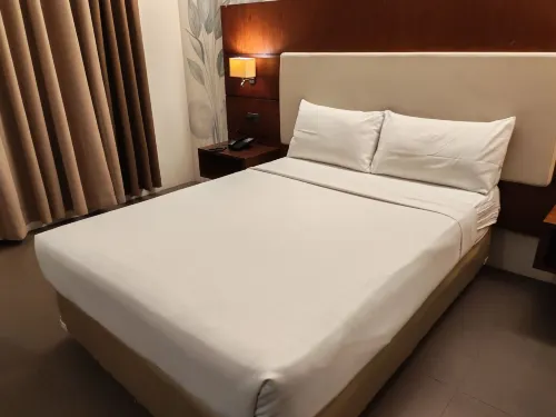 Ariana Hotel Rooms Photos