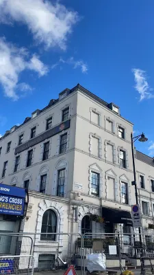 Kings Cross Inn Hotel Extérieur Photos
