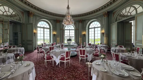 Chateau d'Artigny Photos