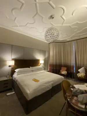 The Athenaeum Hotel & Residences Camere Photos