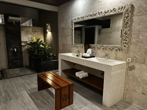 Lumbini Luxury Villas and Spa Kamar Photos