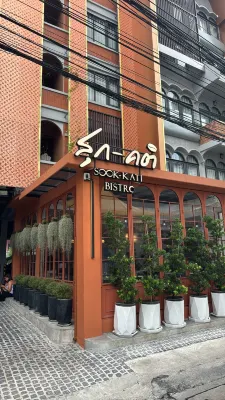 SO Zen Hotel Silom Bangkok Esterni Photos