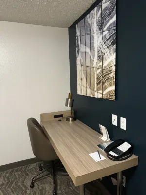 SpringHill Suites Tempe at Arizona Mills Mall Rooms Photos