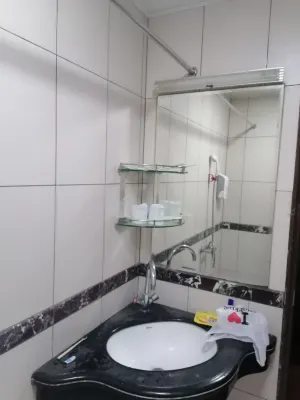 Haitao Hotel (Zhaoqing Seven Star Rock Archway Scenic Spot) Rooms Photos