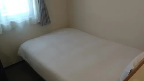 Smile Hotel Kitaasaka Kamar Photos