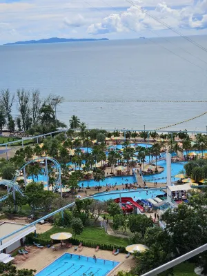Pattaya Park Beach Resort Рядом с отелем Photos