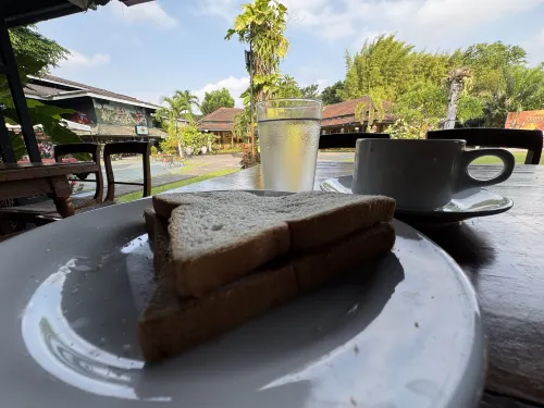 Hotel Tasneem Malioboro Yogyakarta Makanan Photos