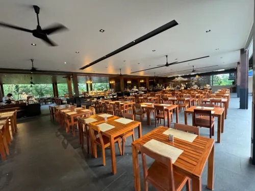 Kirimaya Golf Resort Spa Restauration Photos