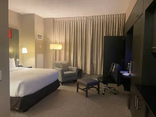 One King West Hotel and Residence Chambres Photos
