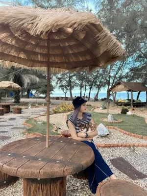 Mumsa Beach Resort & Restaurant Area Publik Photos