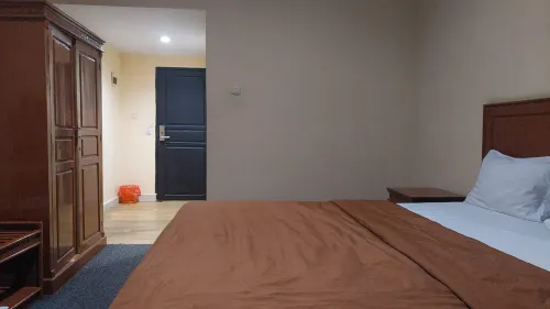 Hotel Venus Rooms Photos