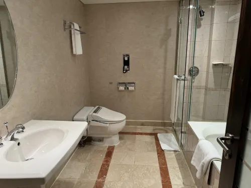 Lotte Hotel Busan Kamar Photos