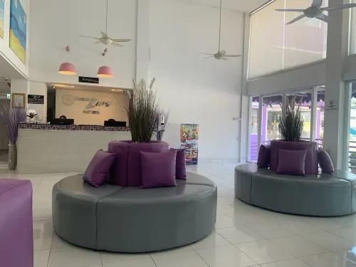 Hotel Zing Общественные зоны Photos